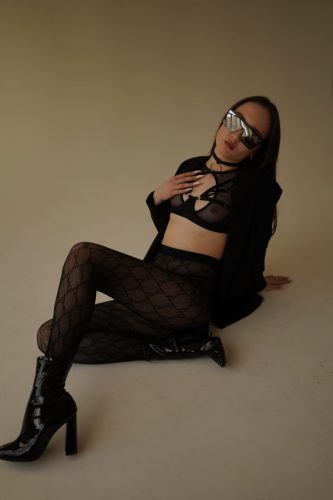 Эскортница Лера