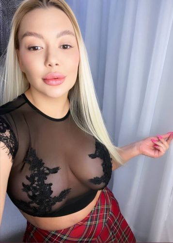 Эскортница Оля