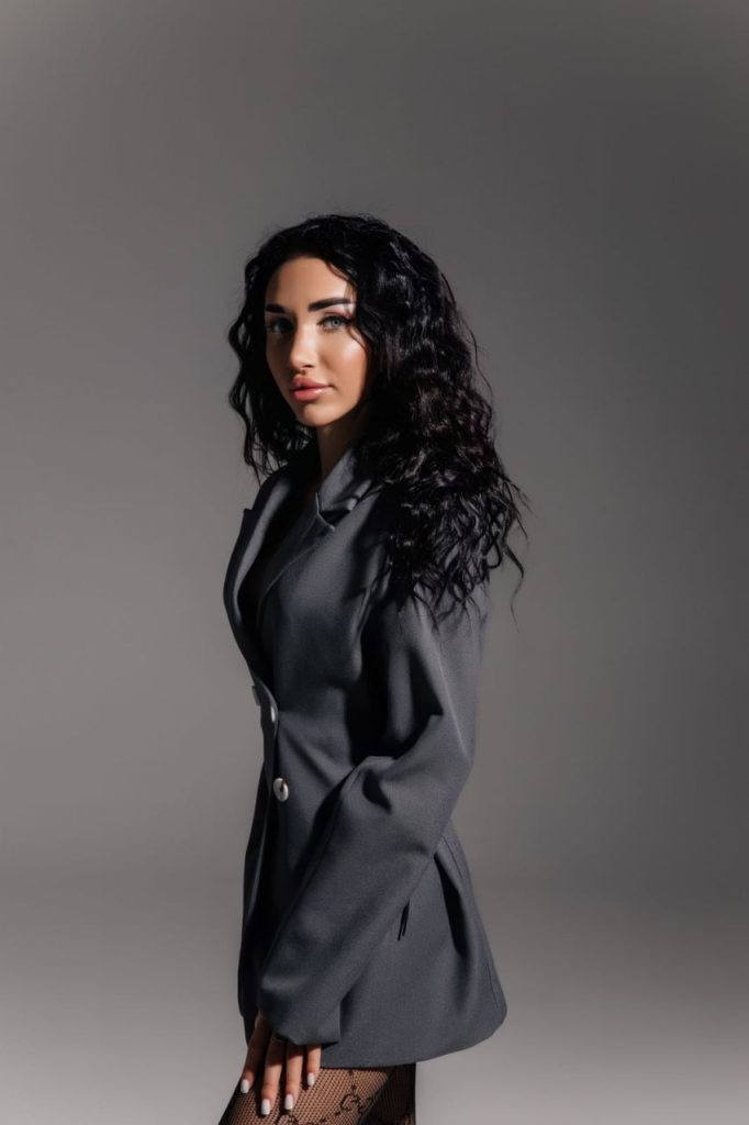 Эскорт модель Дина